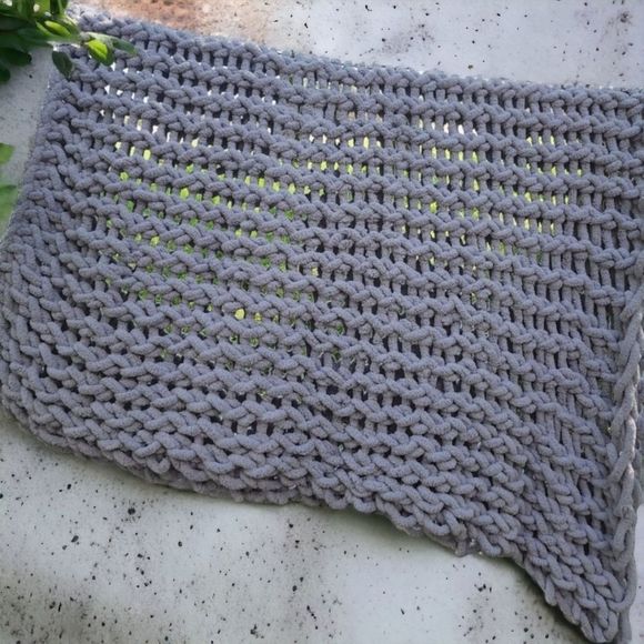 New! 70x80 Crochet Blanket  - Picture 1 of 4
